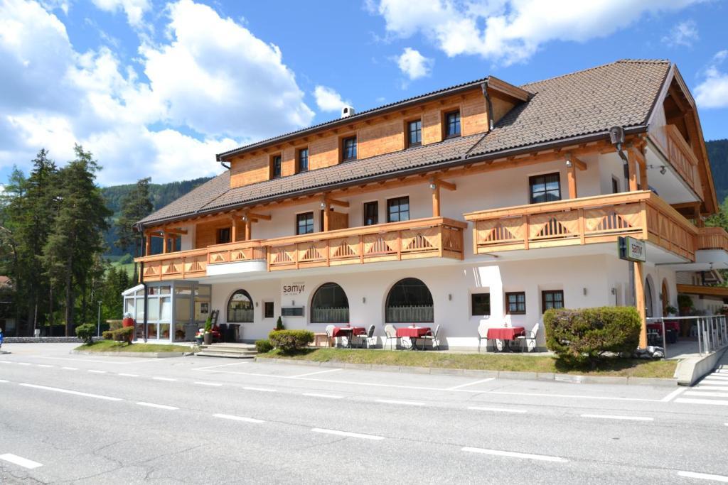 Camping Olympia Aparthotel Toblach Buitenkant foto